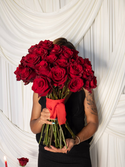 Luxury Long-Stemmed Rose Bouquet